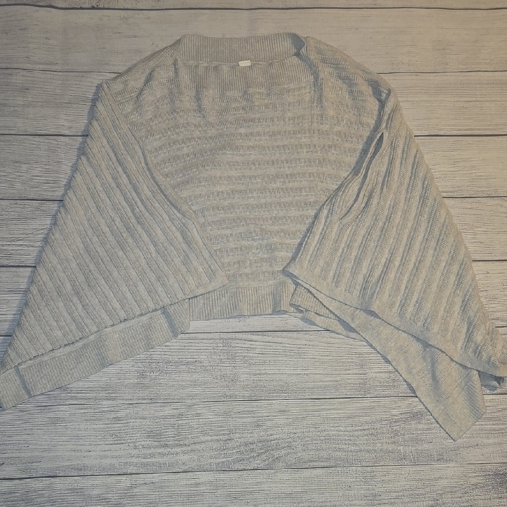 Lululemon Forward Flow Poncho Light Gray One Size